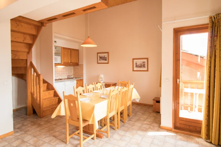 COM335M / 3 rooms (2 bedrooms) - 8 people